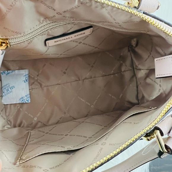 Michael Kors Ciara Medium Messenger Satchel - Picture 6 of 12